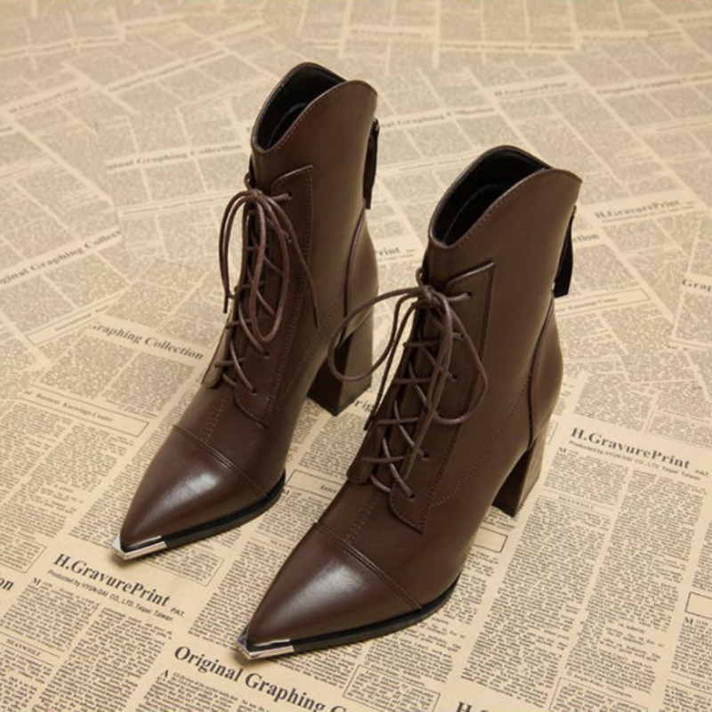 Street Fashion Winter 2025 - Stivaletti da donna Moda Punta a