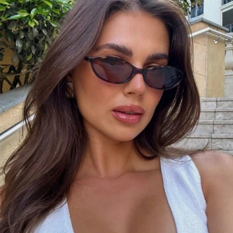 Occhiali da Sole Retrò con Mon - Street Fashion Glasses recensione e prezzo