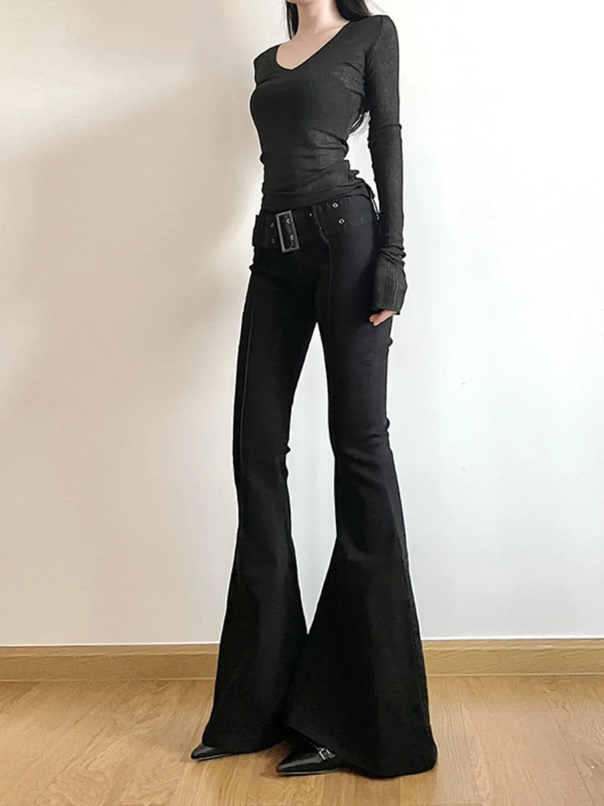 Jeans Neri da Donna a Zampa d' - Fashion Street Yoga recensione e prezzo