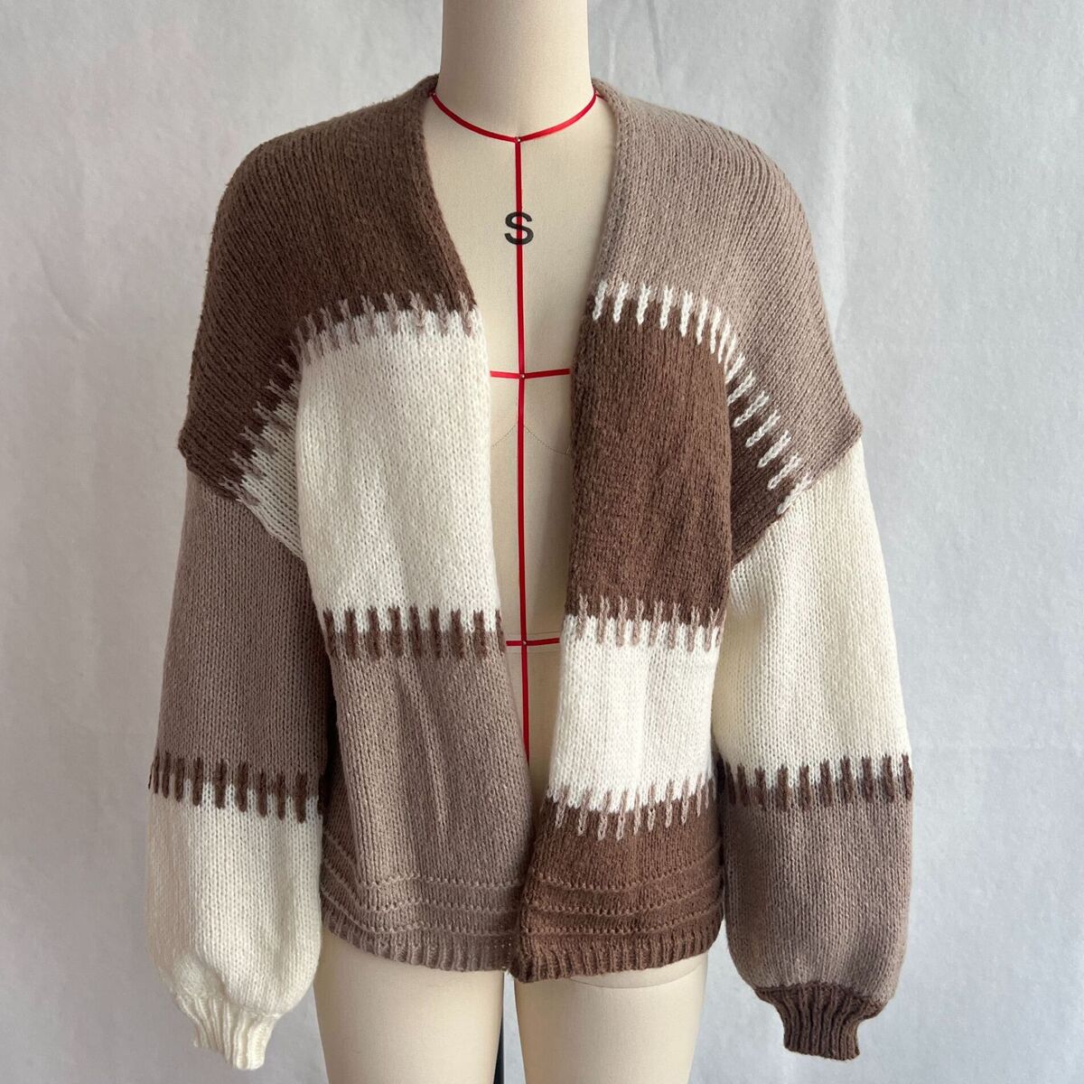 Cardigan patchwork color block - Street Fashion Winter 2025 recensione e prezzo